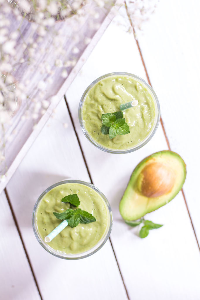 Avocadokern-Smoothie - rein pflanzlich, vegetarisch, vegan, glutenfrei, ohne raffinierten Zucker - de.heavenlyn