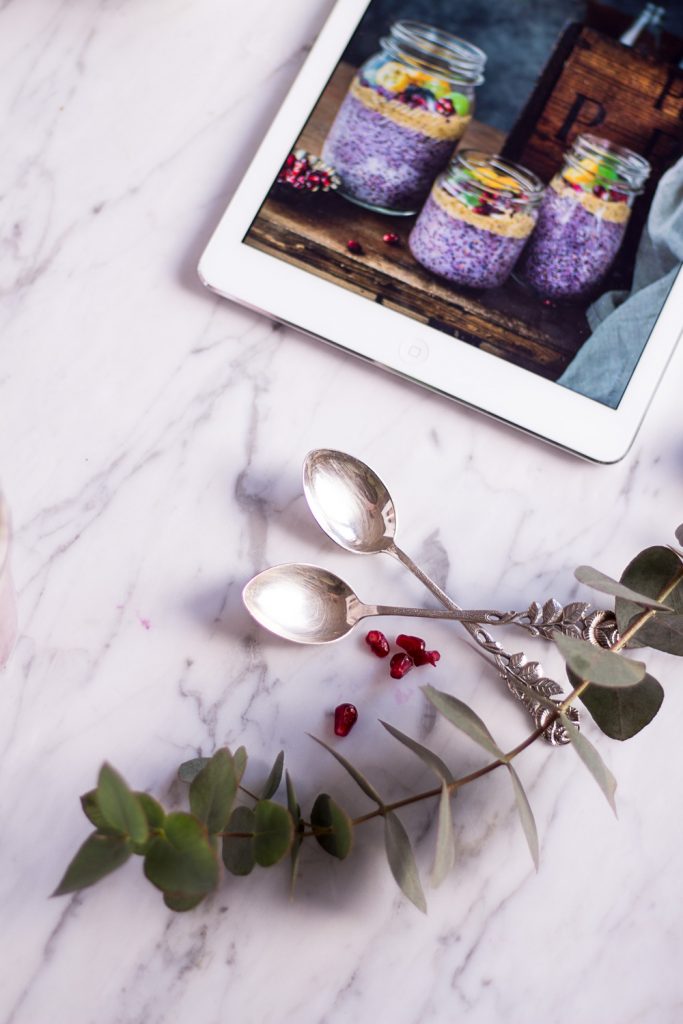Beeriger Chia Pudding - Alpro H.A.P.P.Y Challenge - rein pflanzlich, vegan, glutenfrei, ohne raffinierten Zucker - inzone.biz