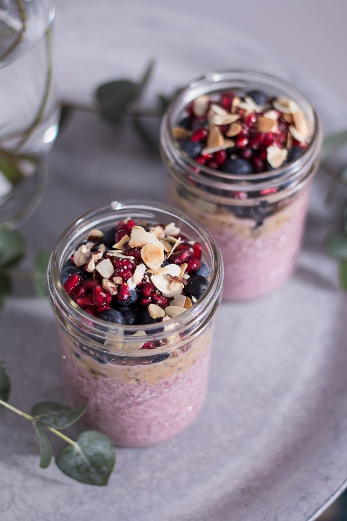 Beeriger Chia Pudding - Alpro H.A.P.P.Y Challenge - rein pflanzlich, vegan, glutenfrei, ohne raffinierten Zucker - inzone.biz