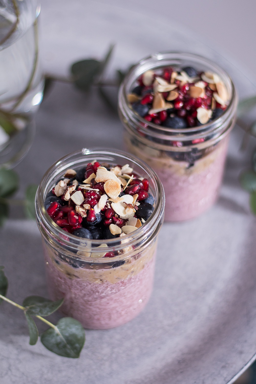 Beeriger Chia Pudding - Alpro H.A.P.P.Y Challenge - rein pflanzlich, vegan, glutenfrei, ohne raffinierten Zucker - inzone.biz