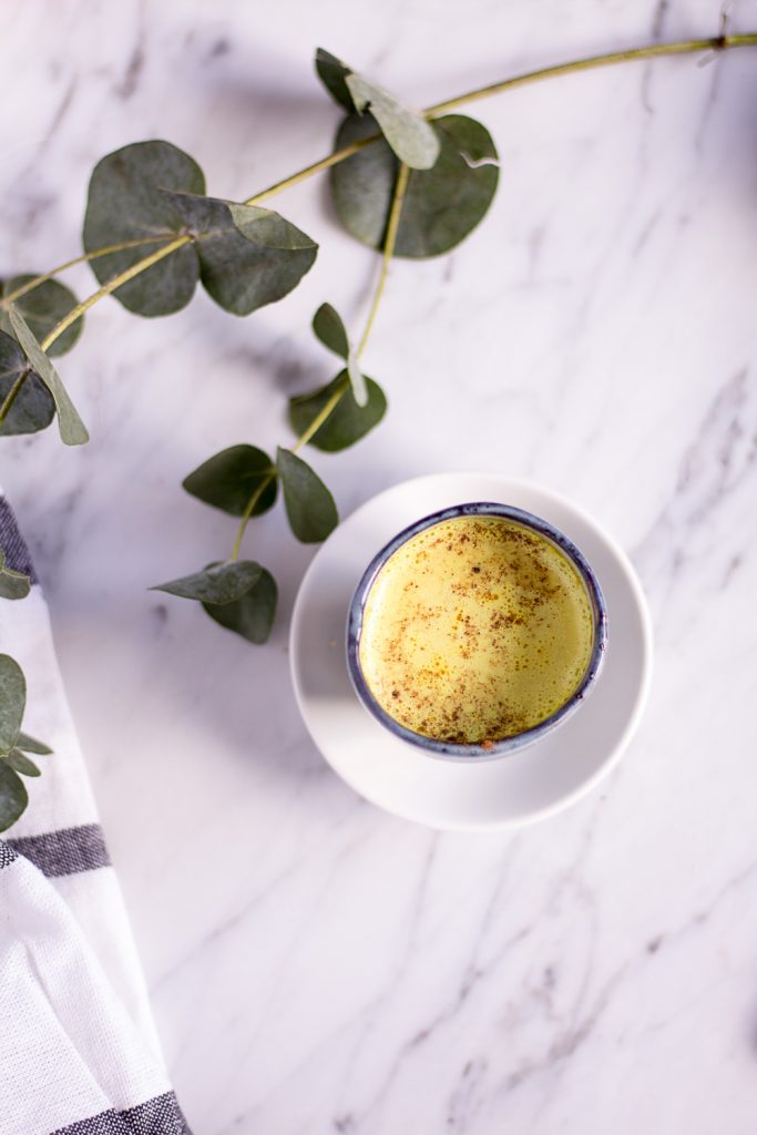 Beeriger Chia Pudding - Alpro H.A.P.P.Y Challenge - rein pflanzlich, vegan, glutenfrei, ohne raffinierten Zucker - inzone.biz