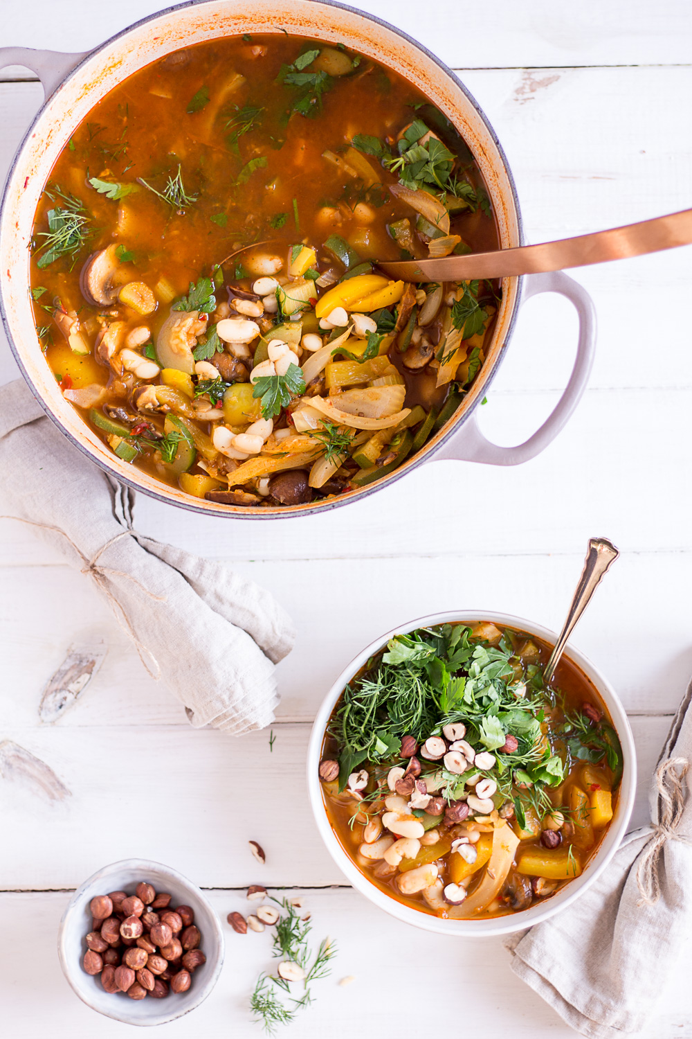 Cannellini Bohnen Eintopf mit Haselnüssen und Dill - rein pflanzlich, vegan, glutenfrei, ohne raffinierten Zucker - inzone.biz