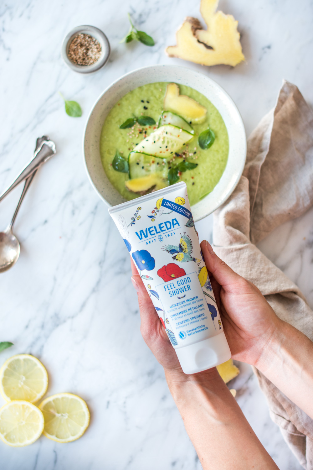 Erfrischende Avocado-Ingwer-Suppe – rein pflanzlich, vegan, glutenfrei, ohne raffinierten Zucker - inzone.biz