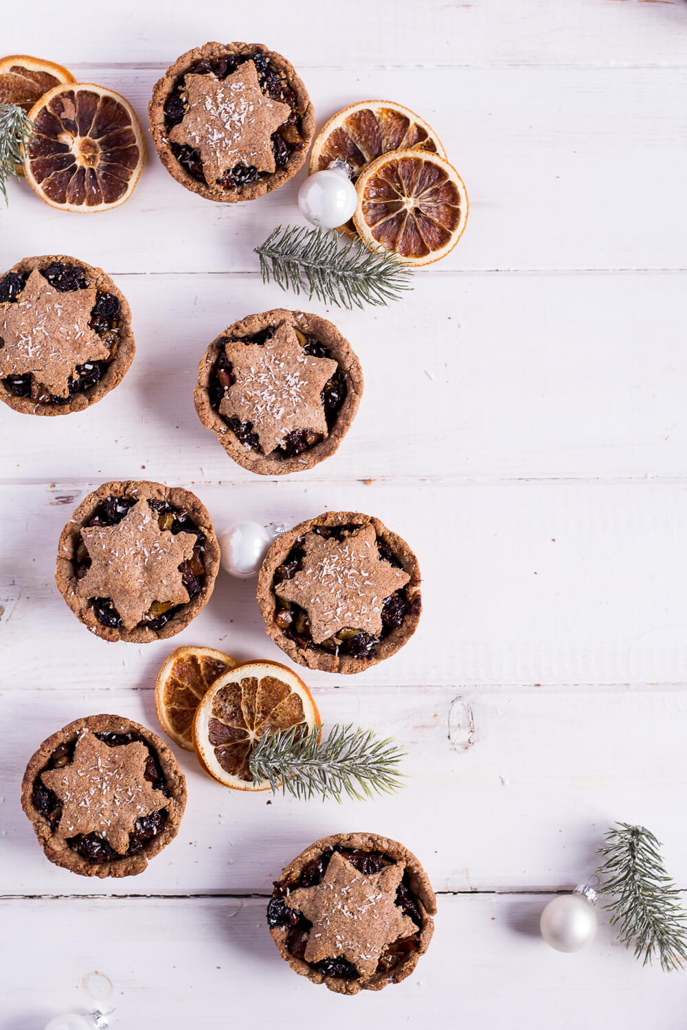 Gesunde Mince Pies - vegan, glutenfrei, rein pflanzlich, ohne raffinierten Zucker - inzone.biz