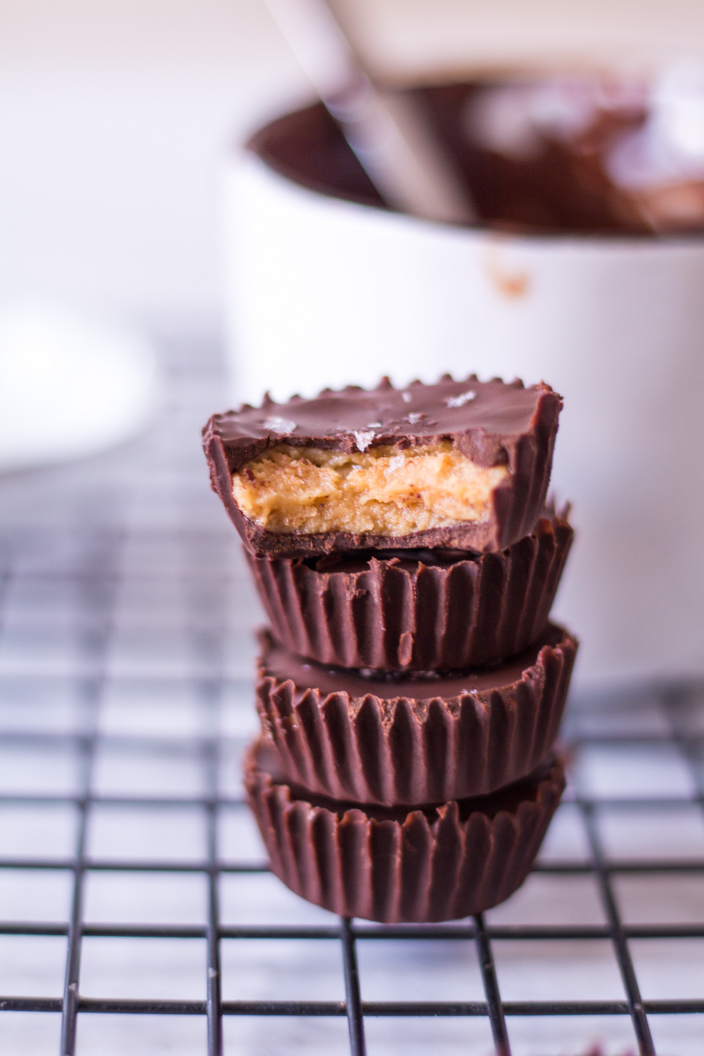 Gesunde Nussmus-Pralinen – rein pflanzlich, vegan, glutenfrei, ohne raffinierten Zucker - inzone.biz