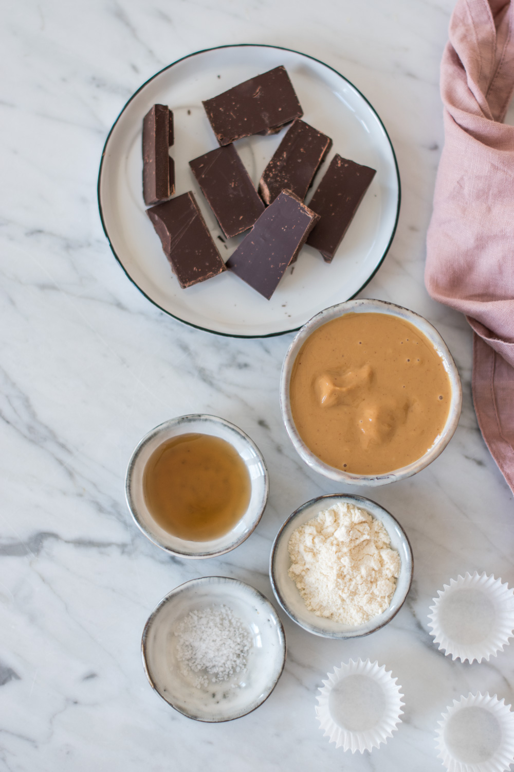 Gesunde Nussmus-Pralinen – rein pflanzlich, vegan, glutenfrei, ohne raffinierten Zucker - inzone.biz