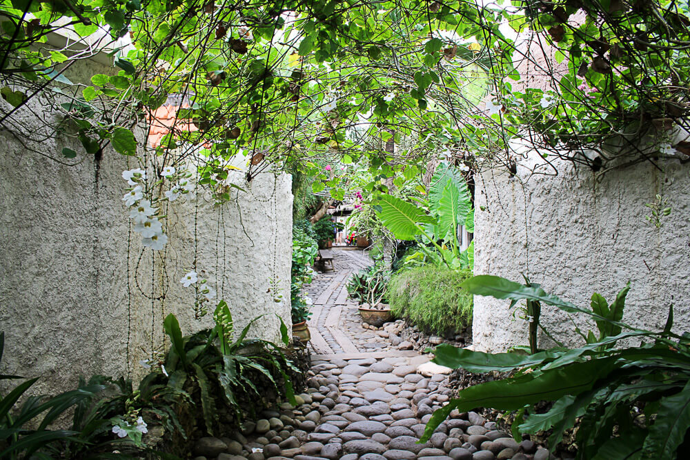 Gesunder Bali Guide - Uluwatu & Süd-Bali - Restaurants, Eco Lodges und Health Spots - inzone.biz