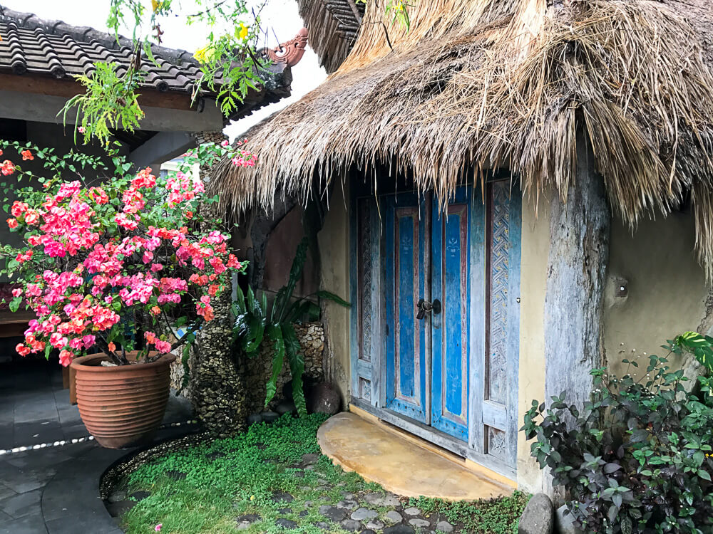 Gesunder Bali Guide - Uluwatu & Süd-Bali - Restaurants, Eco Lodges und Health Spots - inzone.biz