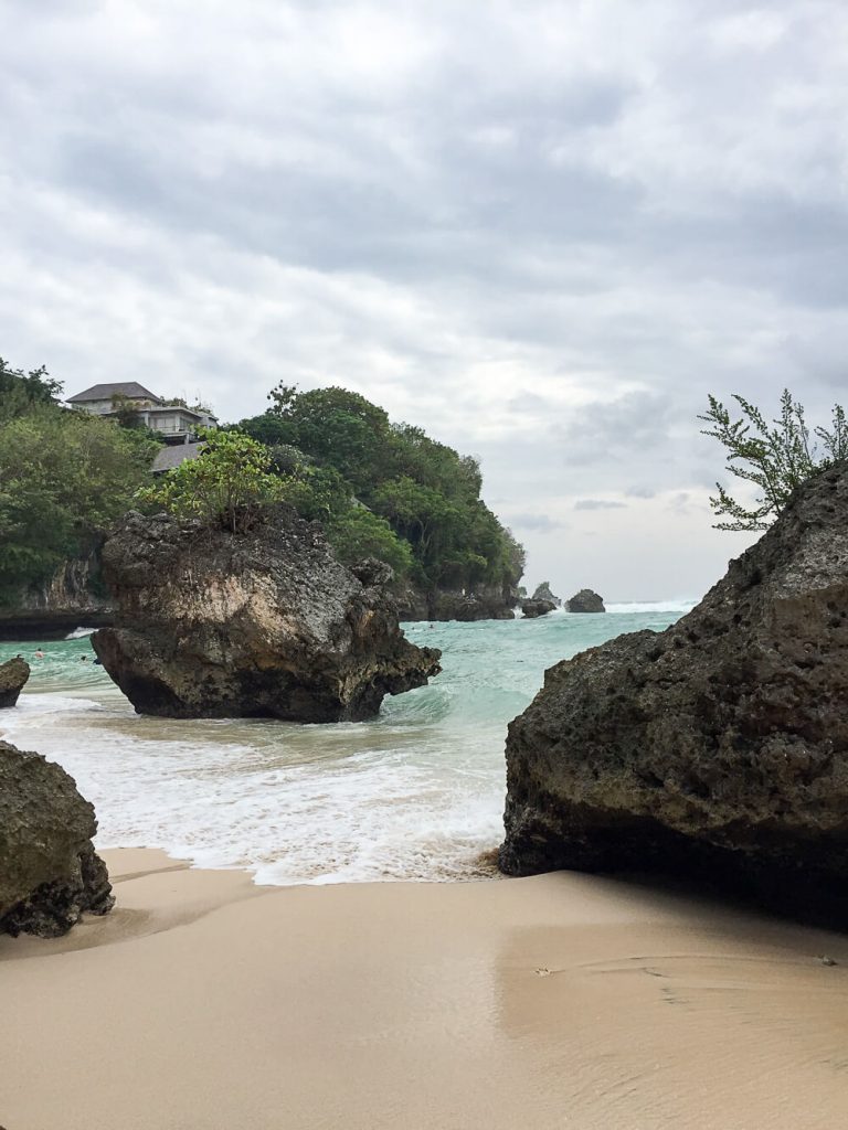 Gesunder Bali Guide - Uluwatu & Süd-Bali - Restaurants, Eco Lodges und Health Spots - inzone.biz