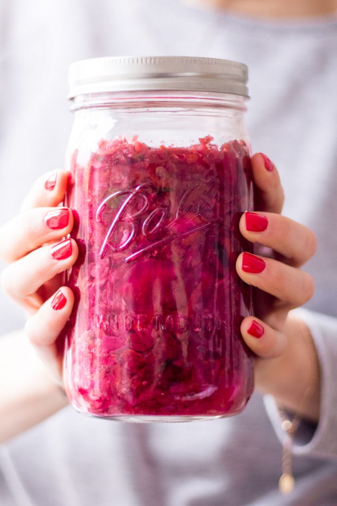 Gesundes Pinkes Kimchi - rein pflanzlich, vegan, glutenfrei, ohne raffinierten Zucker - inzone.biz