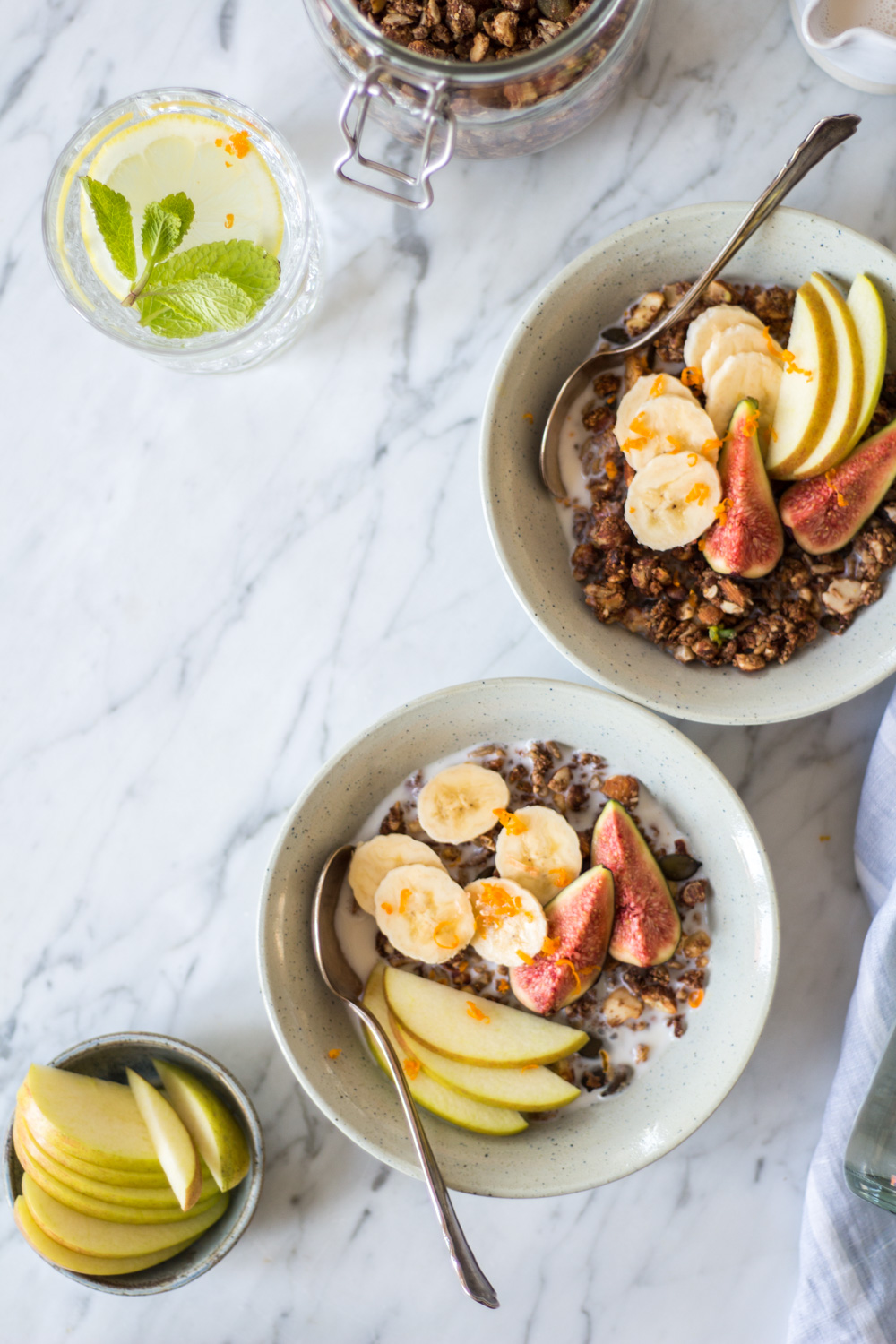 Getreidefreies und zuckerfreies Granola – ein reinigendes und entgiftendes Gericht perfekt für den Januar - rein pflanzlich, vegan, glutenfrei, ohne raffinierten Zucker - inzone.biz