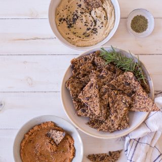 Glutenfreies Saaten-Knäckebrot -Kompott - rein pflanzlich, vegan, glutenfrei, ohne raffinierten Zucker - inzone.biz