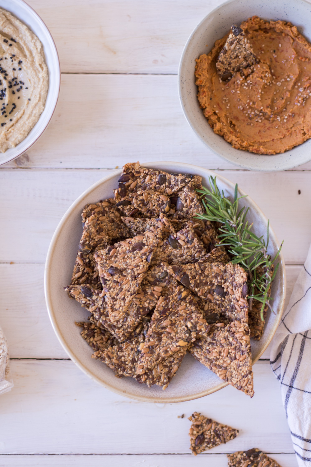 Glutenfreies Saaten-Knäckebrot -Kompott - rein pflanzlich, vegan, glutenfrei, ohne raffinierten Zucker - inzone.biz