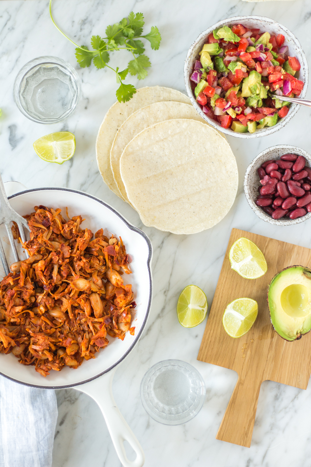 Jackfruit Tacos - – rein pflanzlich, vegan, glutenfrei, ohne raffinierten Zucker - inzone.biz