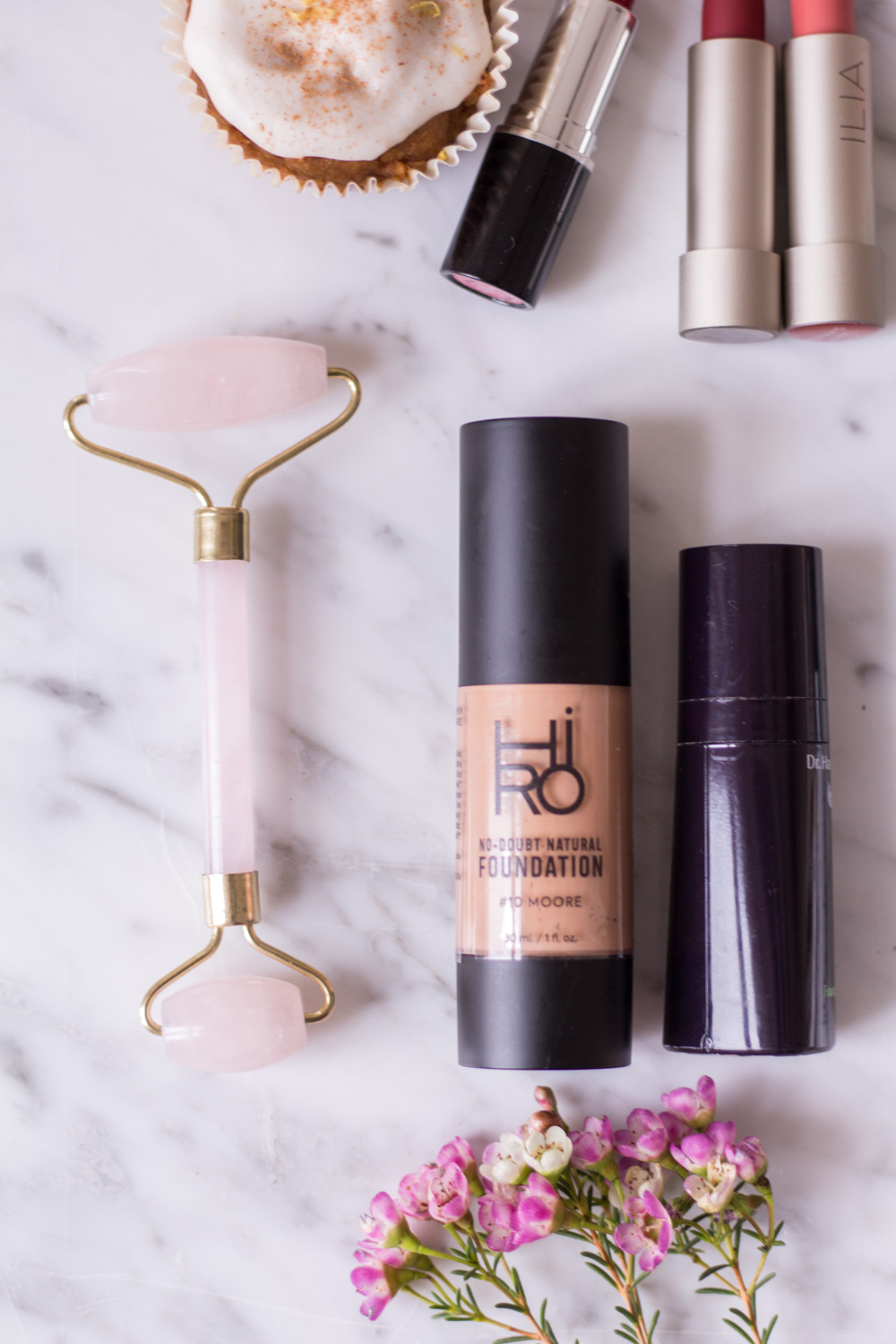 Natural Skincare - Ein Blick in meinen Make-Up Bag - inzone.biz