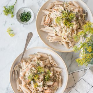 Pfifferlingspasta mit Cashew-Dill-Sauce - rein pflanzlich, vegan, glutenfrei, ohne raffinierten Zucker - inzone.biz