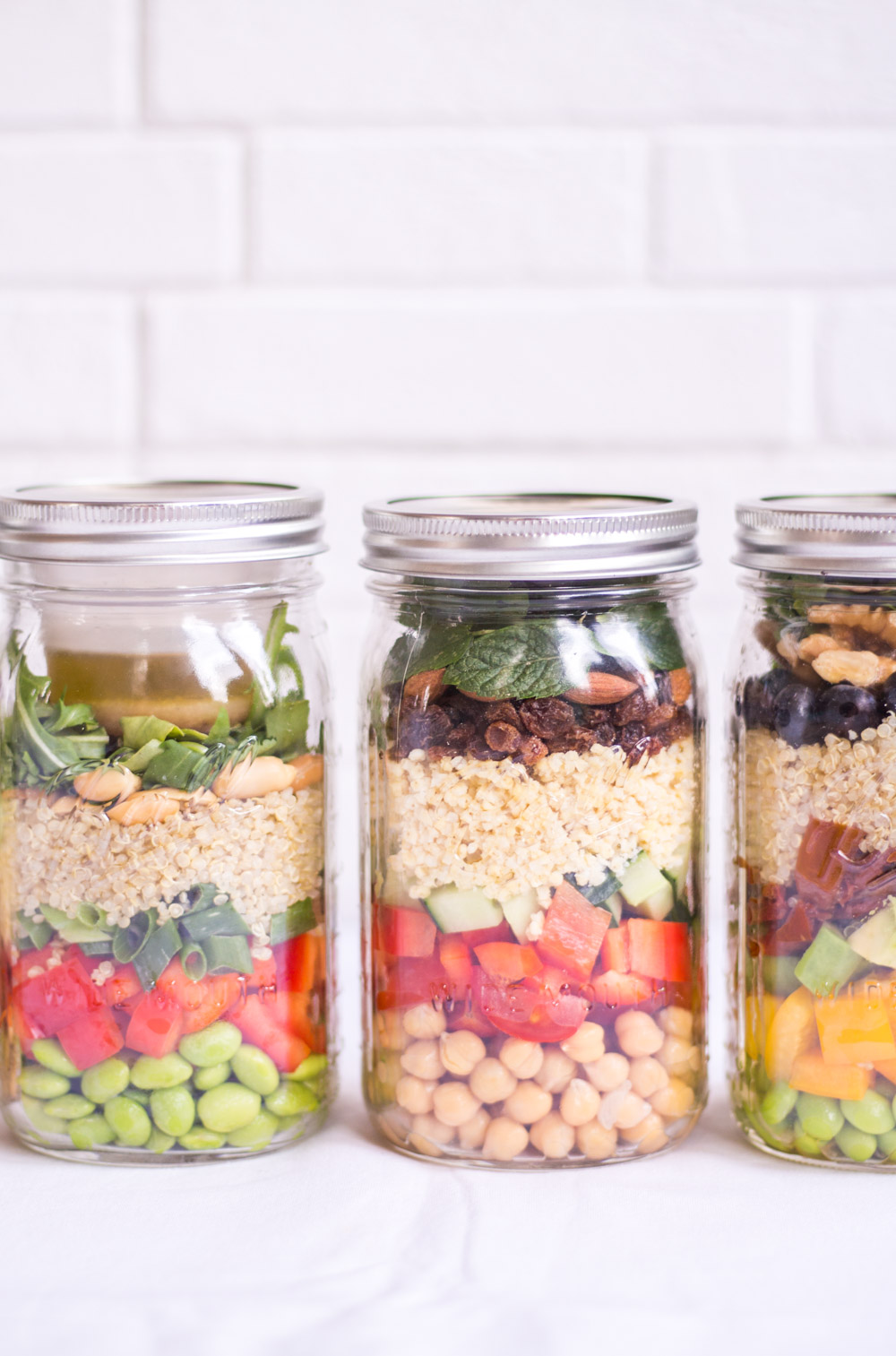 4 To-Go Salate fürs Büro - rein pflanzlich, vegan, glutenfrei, ohne raffinierten Zucker - inzone.biz