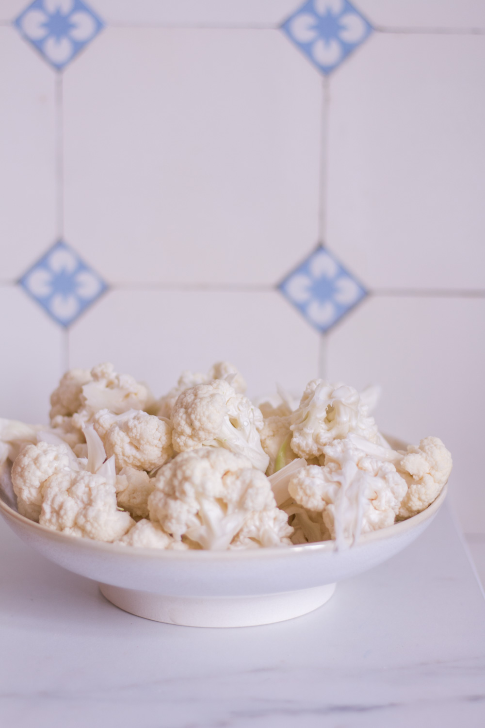 Scharfe Blumenkohl Wings – rein pflanzlich, vegan, glutenfrei, ohne raffinierten Zucker - inzone.biz